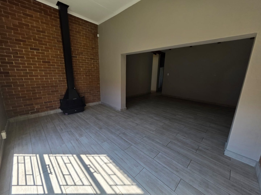 To Let 4 Bedroom Property for Rent in La Provance Free State